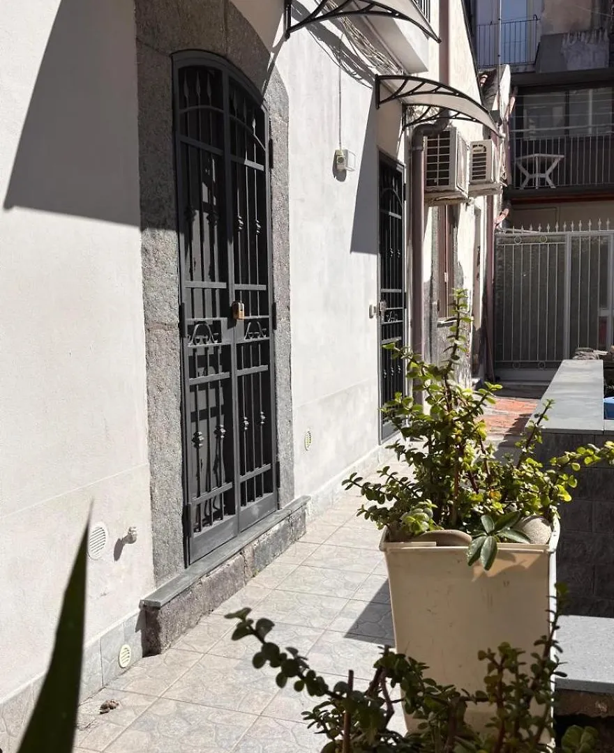 Paola Guest House Catania Italy